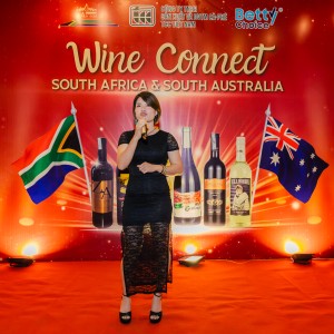 Wine Connect: Trải Nghiệm Vang Độc Đáo Từ Nam Phi và Úc